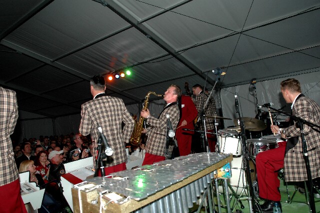 min 2008 05 03 retro rhythm 583